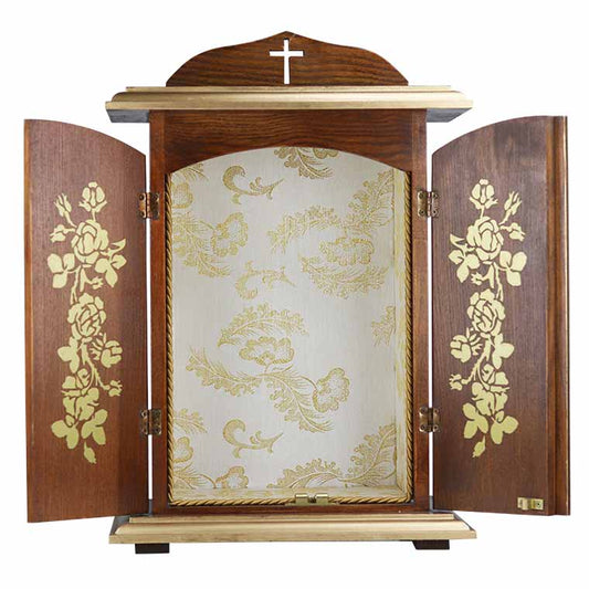 Wooden oratory with roses